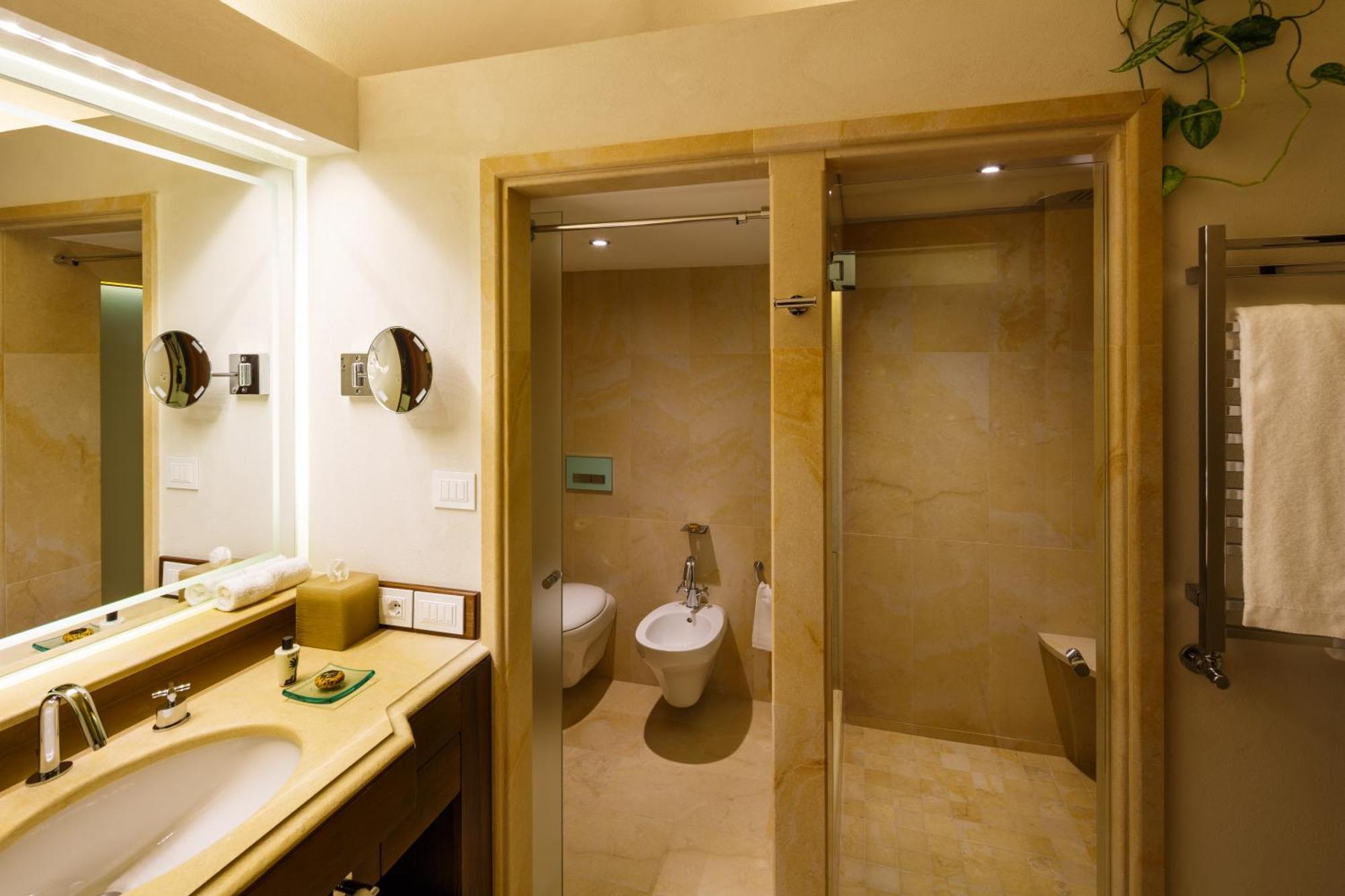 Executive Suite Sea View