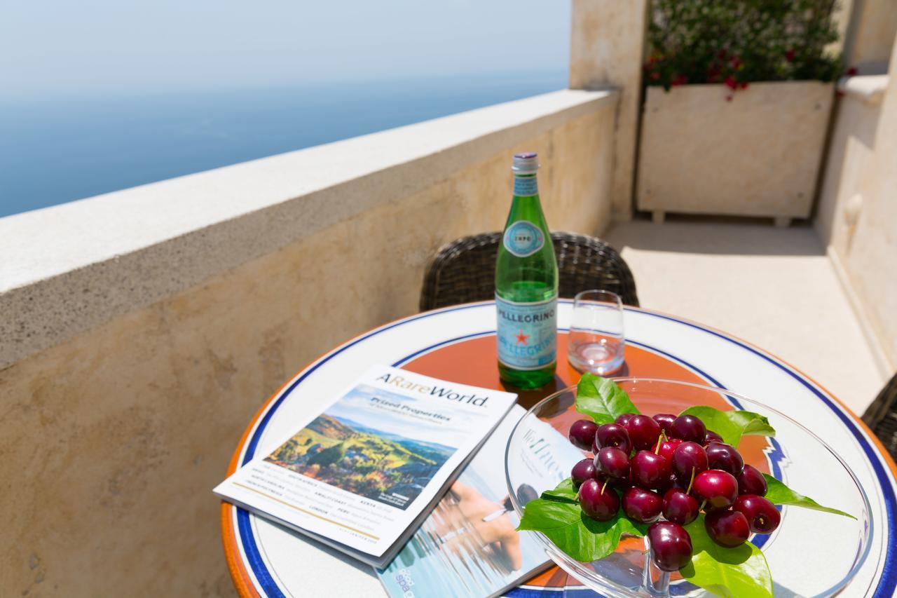 Deluxe Suite Terrace Sea View